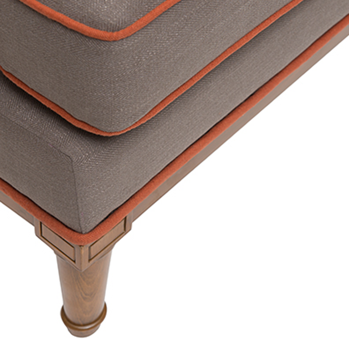 Posh Elm_Studio Saddle