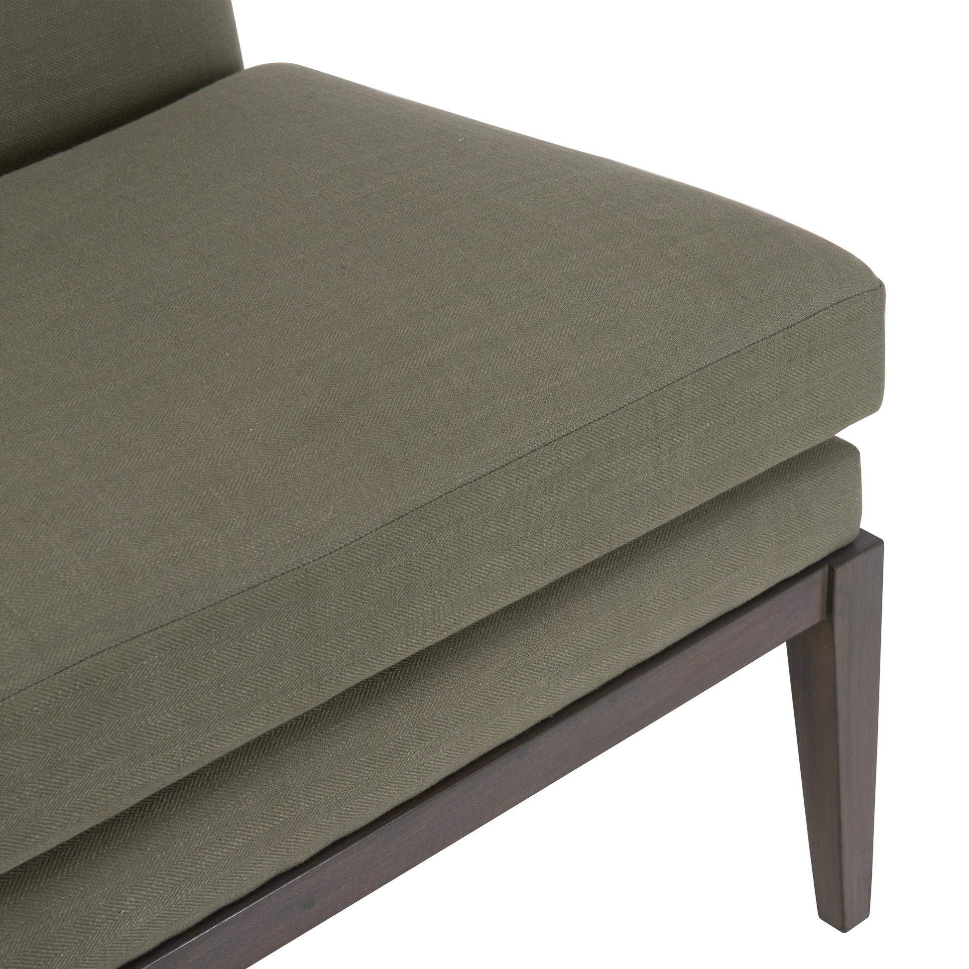 Dark Ash_Studio Basil