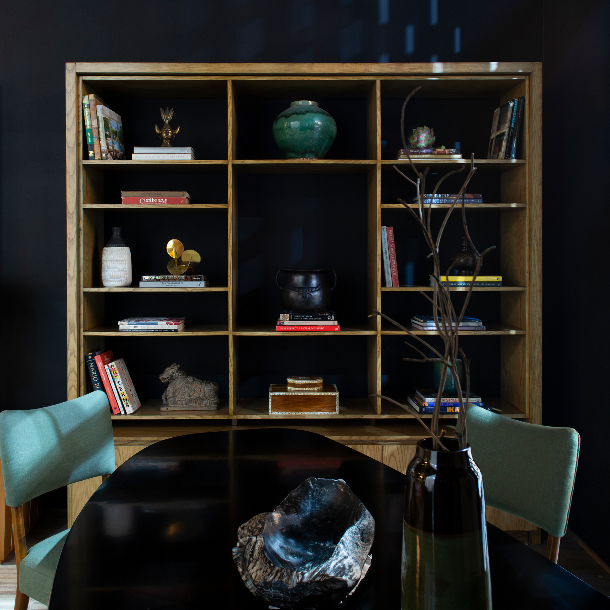 Espresso Brown_Plain Foliage Green