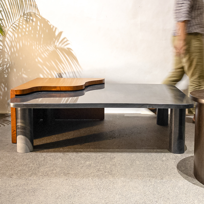 Caramel Oak_Abu Black Marble