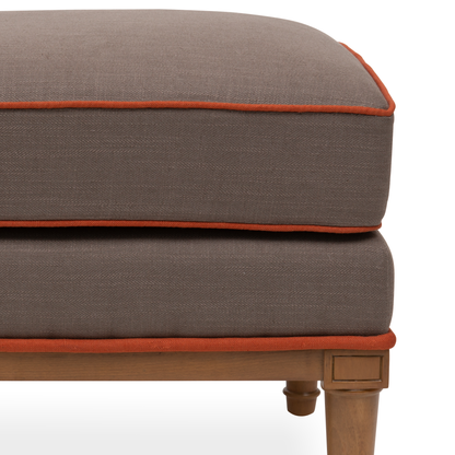 Posh Elm_Studio Saddle
