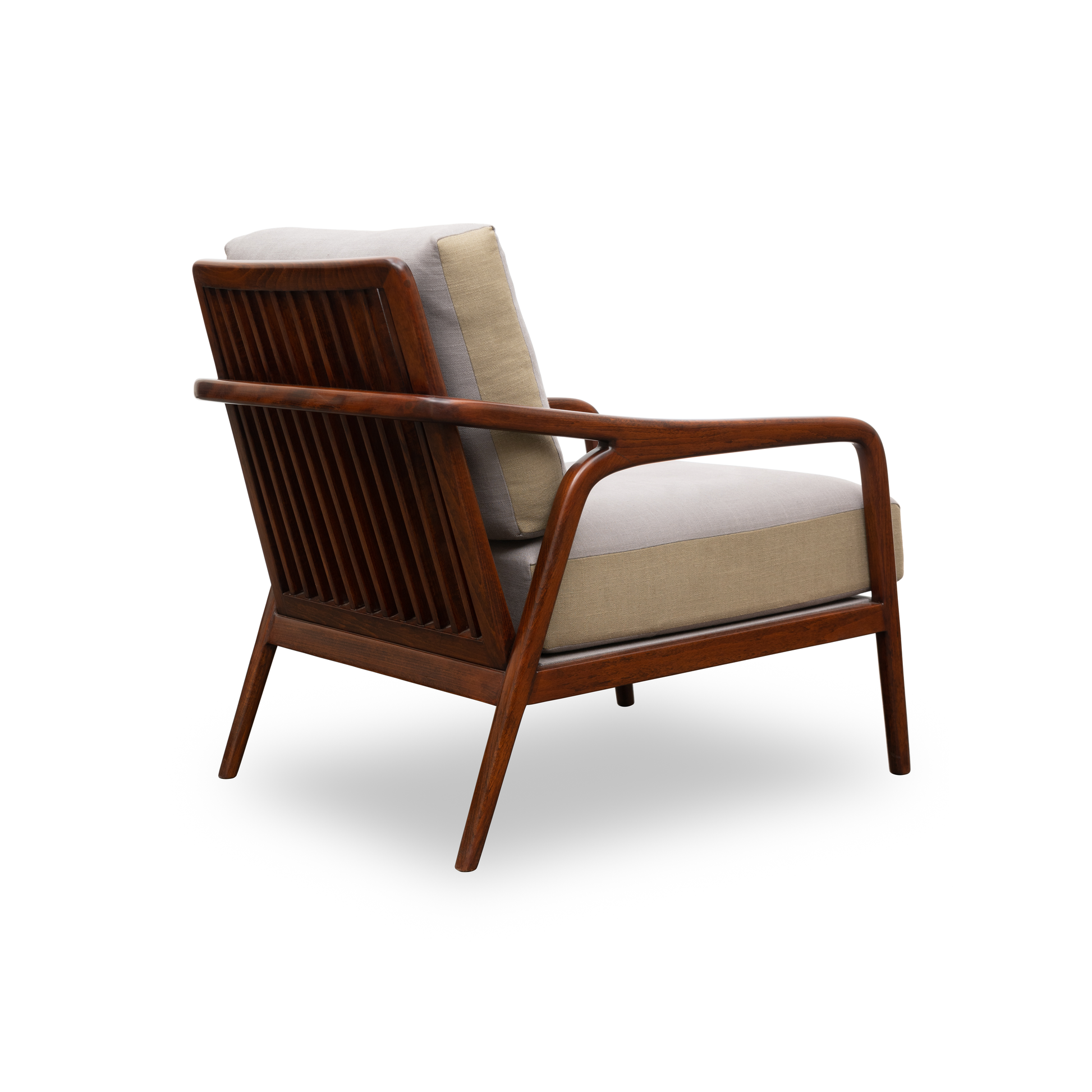 Dark Teak_Studio Alloy Laurel Oak
